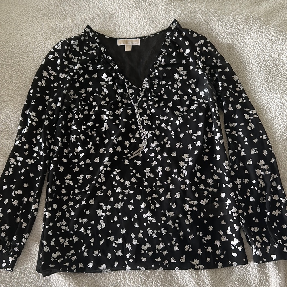 Women's blouse